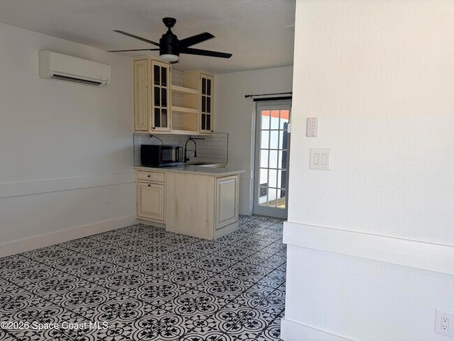 Foto del edificio - 1454 Guava Ave