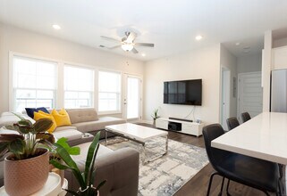 Building Photo - 7501 Hwy 70 S