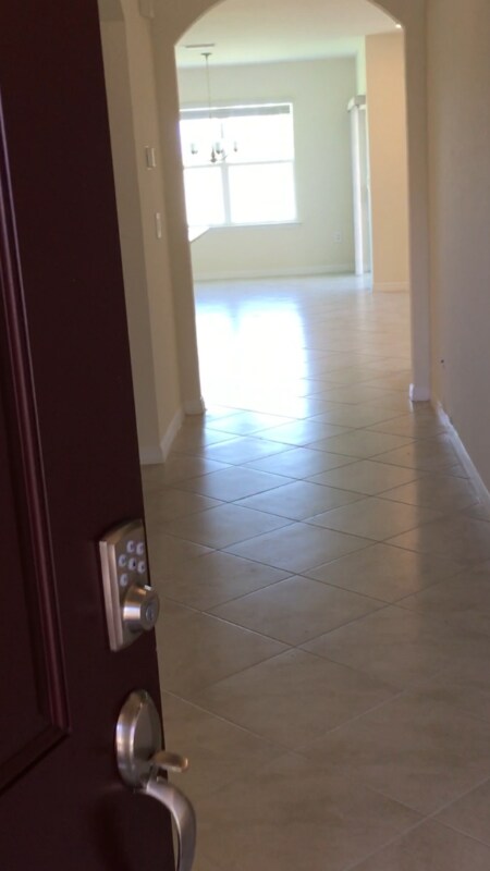 Foto del edificio - 2980 Royal Gardens Ave