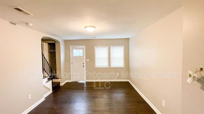 Building Photo - 3026 Grantley Ave
