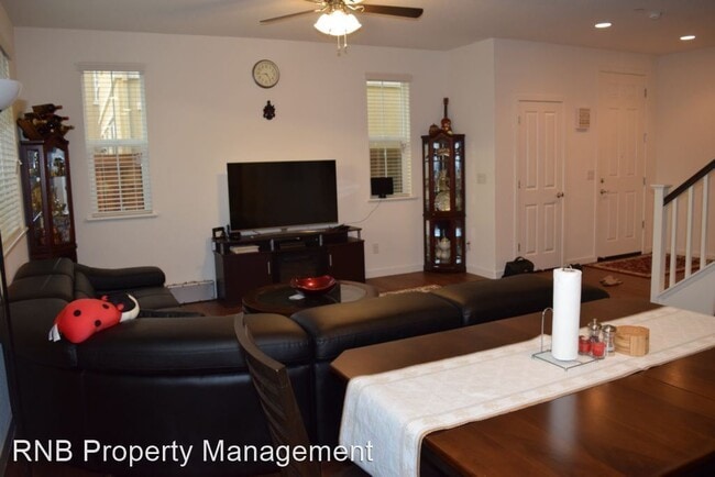 Building Photo - 4 br, 3 bath House - 1129 Oakbriar Circle