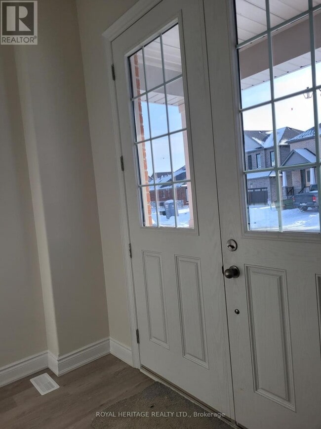 Building Photo - 426 Melling Ave