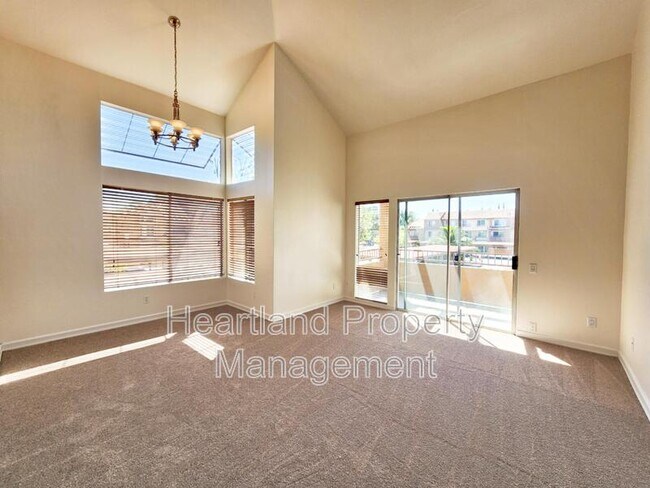 Foto del edificio - 15363 Maturin Dr