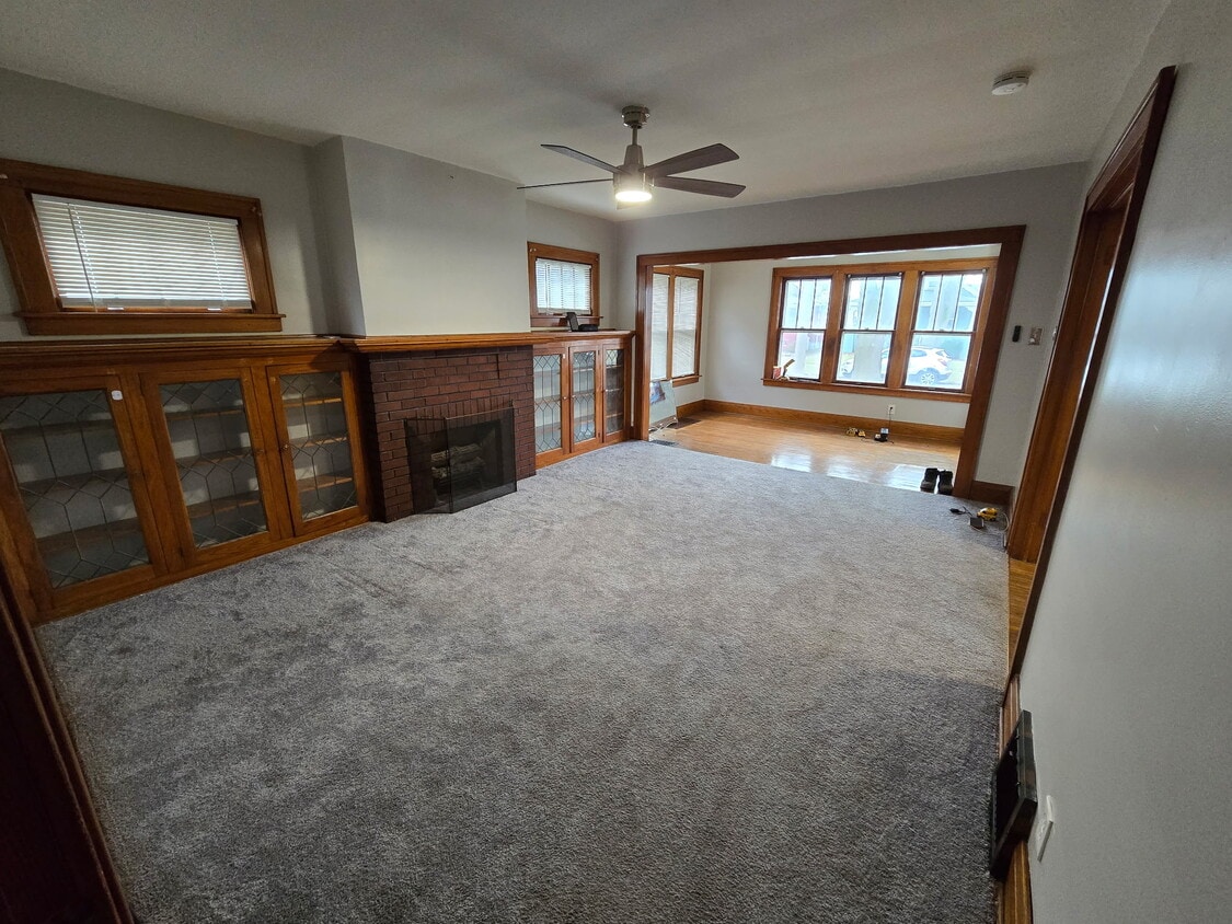 Primary Photo - 2460 Willow Ave