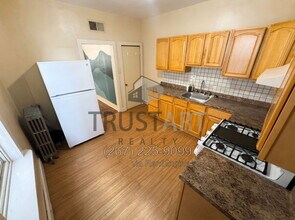 Building Photo - 4747 N Mascher St