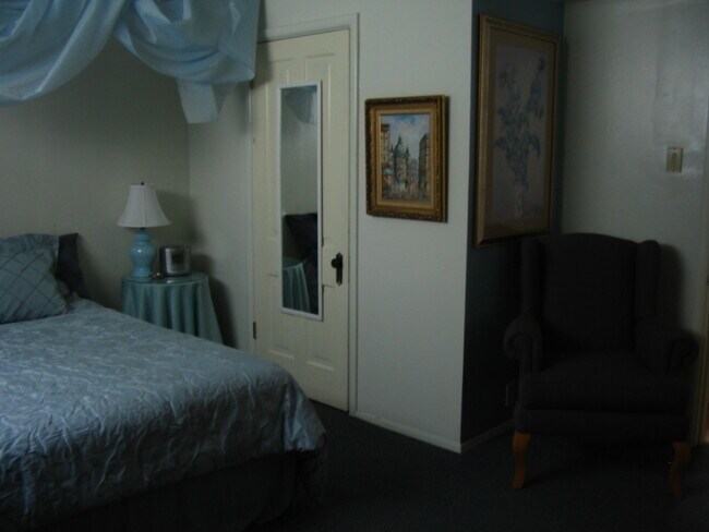 Foto del edificio - 2732 Eldridge Ave