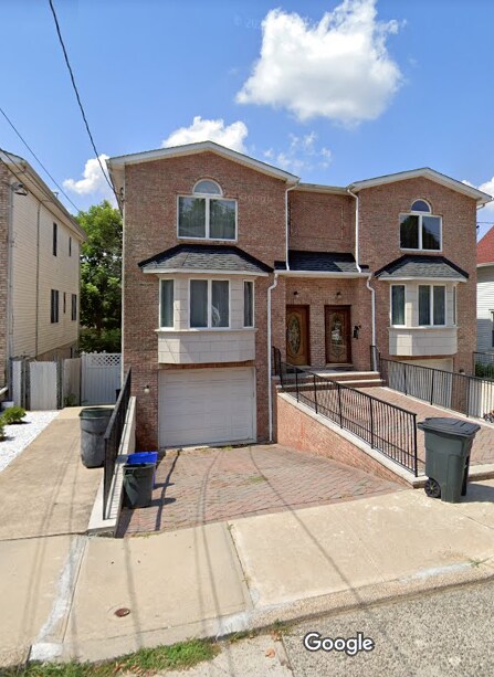 Unit A - 733 Chestnut St