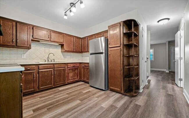 Foto del edificio - 731 Coventry Ln