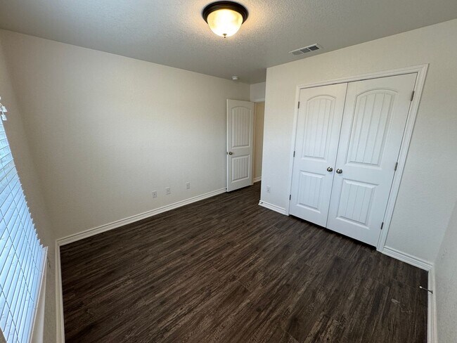 Foto del edificio - 3-Bedroom House for Rent in Killeen, TX