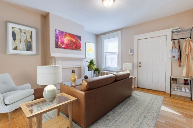 AVAILABLE JUNE 2026 - Spacious 2 Bedroom Home w/ SECONDS from Shiloh & Grandview! - AVAILABLE JUNE 2026 - Spacious 2 Bedroom Home w/ SECONDS from Shiloh & Grandview!