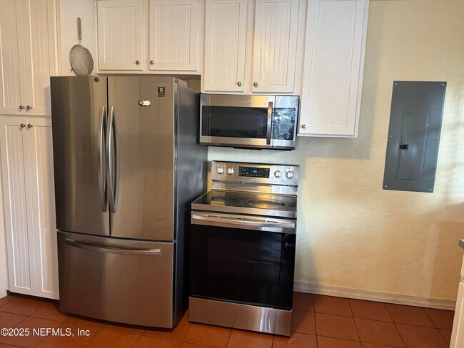 Foto del edificio - 6946 Oakwood St