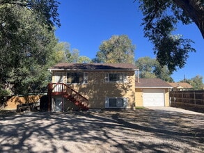 Building Photo - 44 Sunflower Rd