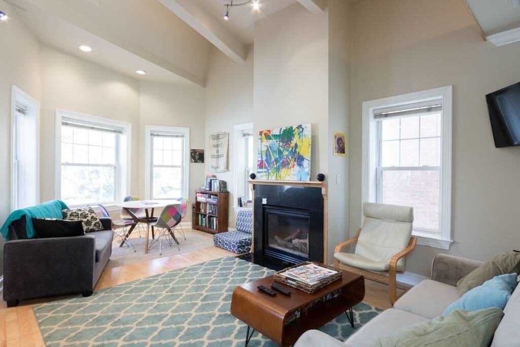 Foto principal - 806 Rhode Island Ave NW