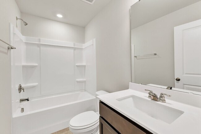 Foto del edificio - 3bd/3.5 ba Townhome for Rent | Rosedale in Wake Forest