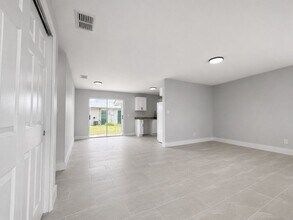 Building Photo - 5422-5424 Ninth Ave