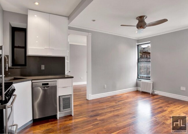 Building Photo - Lexington Avenue