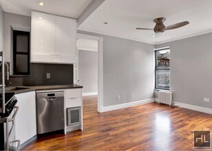 Building Photo - Lexington Avenue