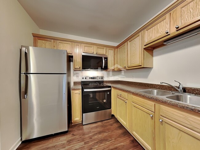 Building Photo - 71 Wolf Creek Ln