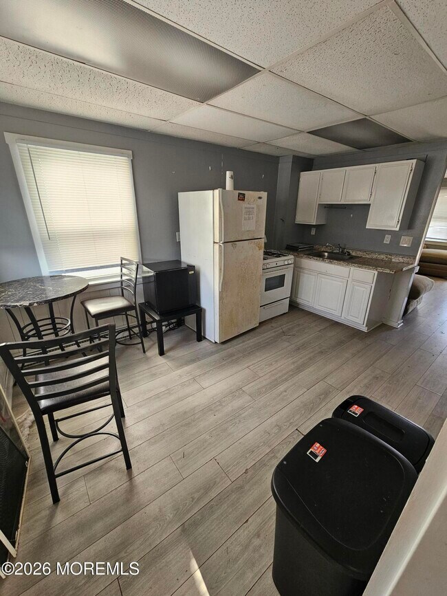 Foto del edificio - 103 16th Ave