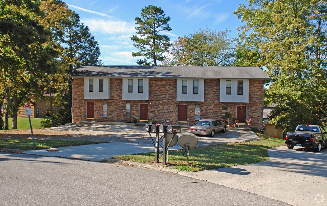 105 Cynthia Ln, Knoxville, TN 37922 Apartments in Knoxville, TN
