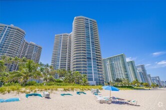 Building Photo - 3200 N Ocean Blvd