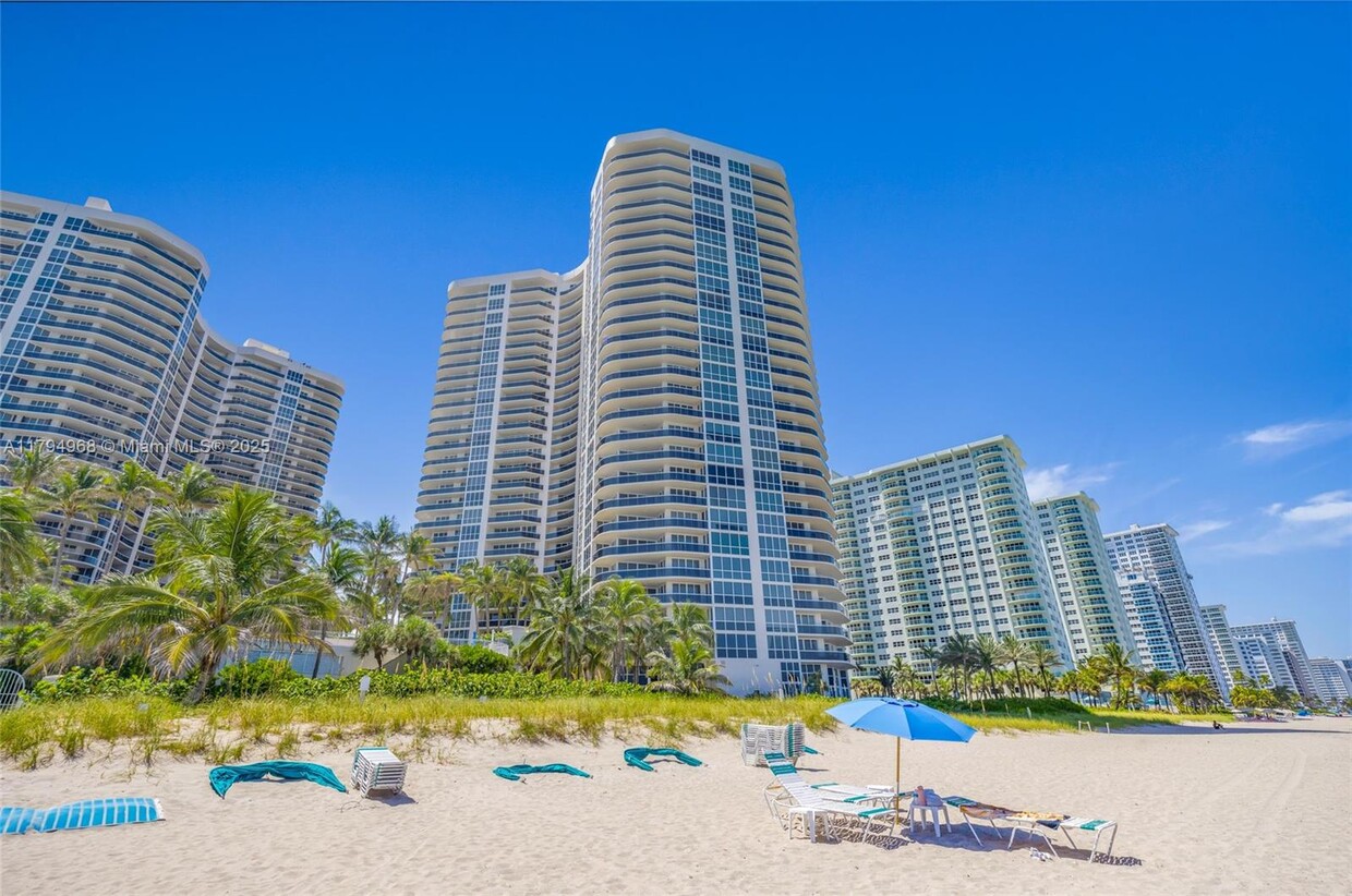 Foto principal - 3200 N Ocean Blvd