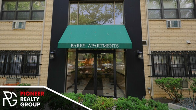 Building Photo - 507 W Barry Ave