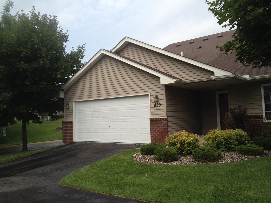 Front of home - 820 Matthew Drive