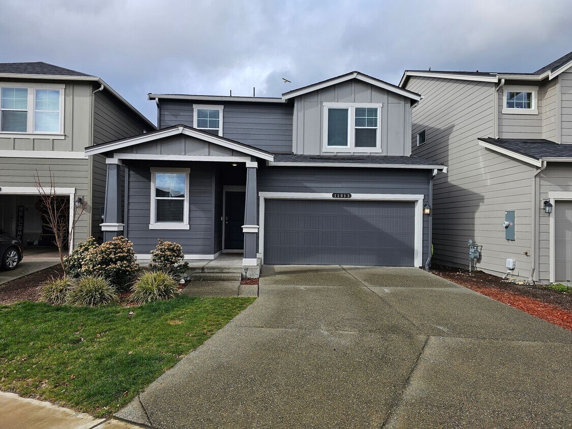 Primary Photo - New 4 Bed Home In Puyallup!