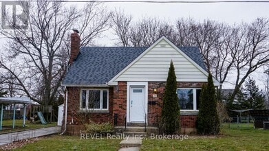 Building Photo - 22 Greenwood Ave