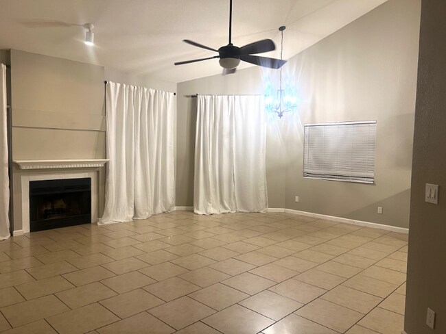 Foto del edificio - 3001 W Hampshire Ct