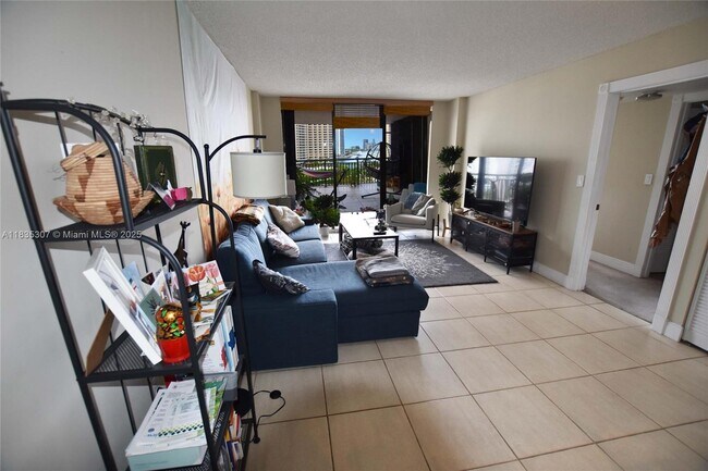 Foto del edificio - 540 Brickell Key Dr