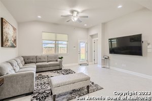 Foto del edificio - 6614 Newell Farm