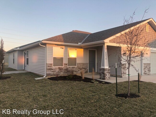 Foto del edificio - 3 br, 2 bath House - 8230 SW 1st St