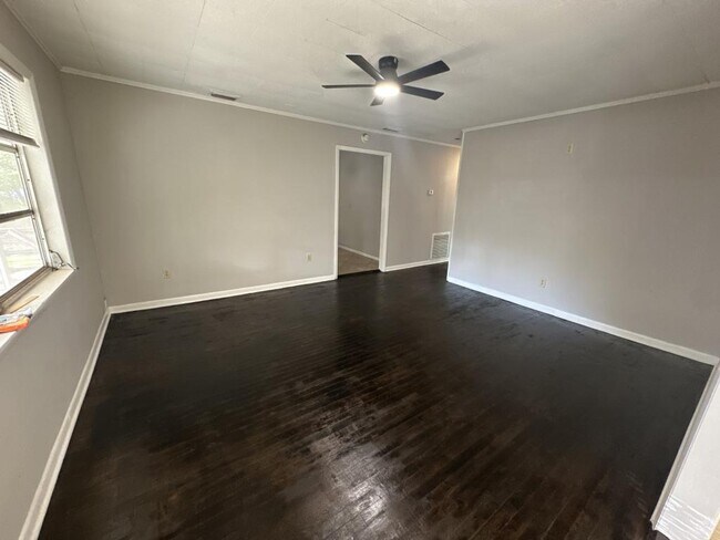 Foto del edificio - 1315 NE 53rd St