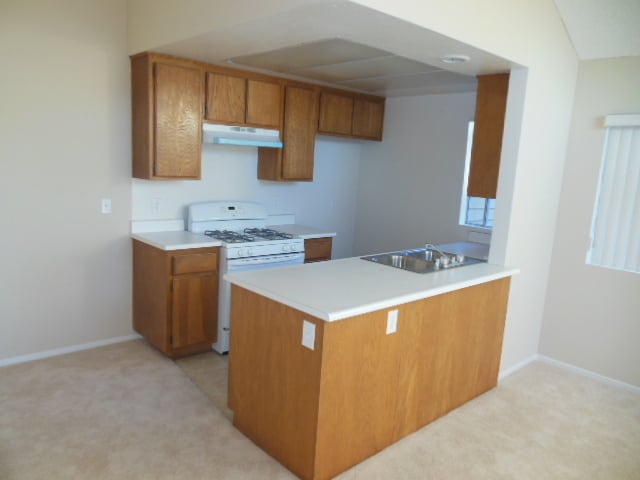 Building Photo - Greenbrier: Upper Level 2 Bedroom 2 Bath C...