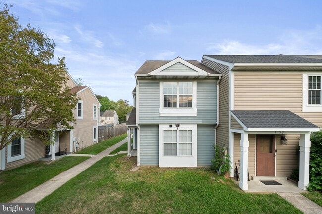 Building Photo - 4198 Bluebird Dr