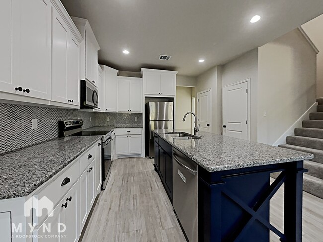 Foto del edificio - 5612 San Jacinto Dr