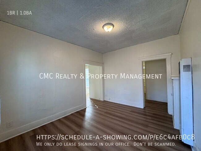 Foto del edificio - 426 W 9th St