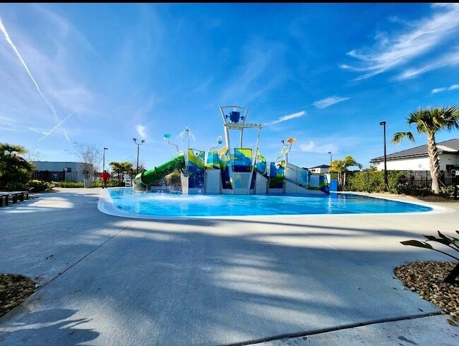Building Photo - 1079 Splash Shot Pl