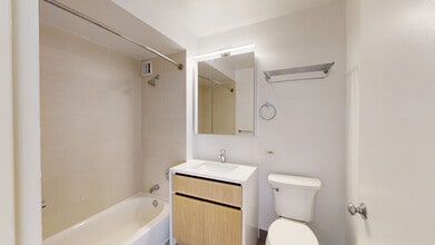 Interior Photo - 21 Chelsea