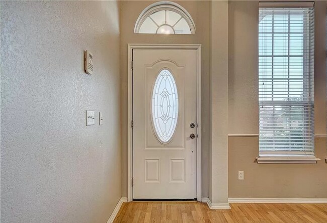 Foto del edificio - Beautiful 3 Bed 2 Bath in Edmond