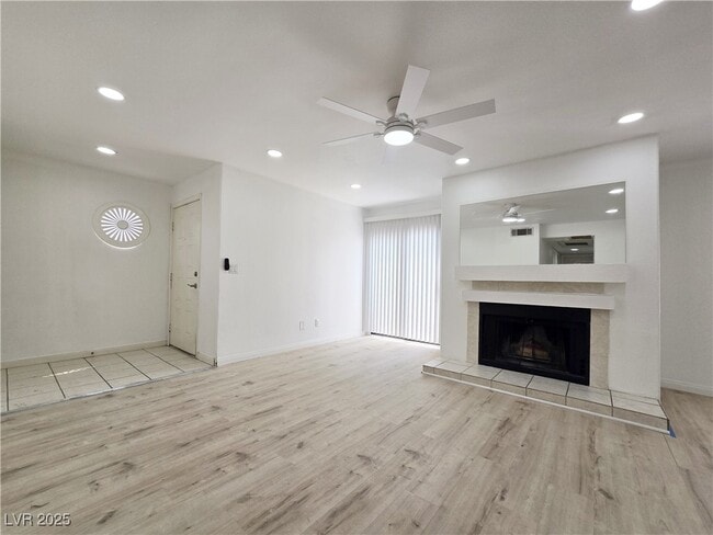 Building Photo - 2972 Juniper Hills Blvd