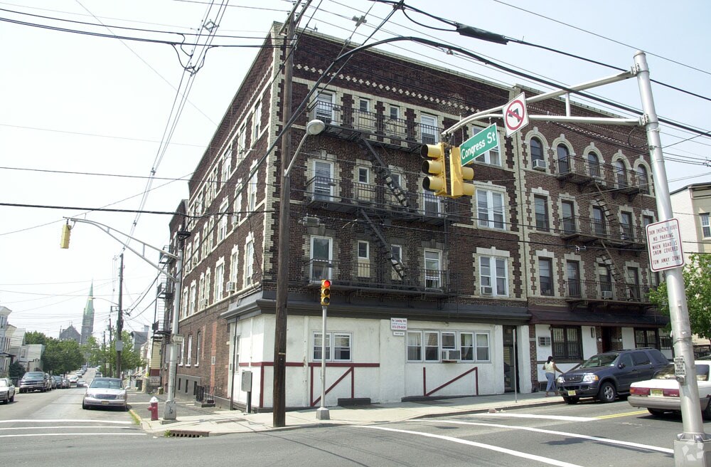 182 Congress - 182 Congress St
