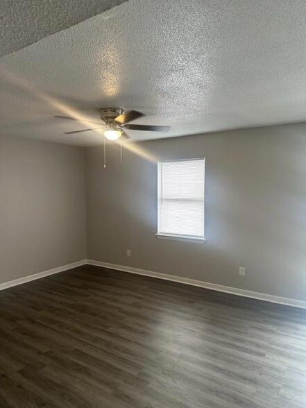 Foto del edificio - 4100 N Ocoee St