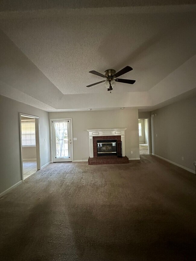 Foto del edificio - Quail Hollow Subdivision!!