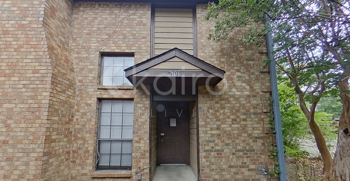 Foto principal - 2106 Woodnote Ln