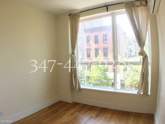Building Photo - 431 Grand St