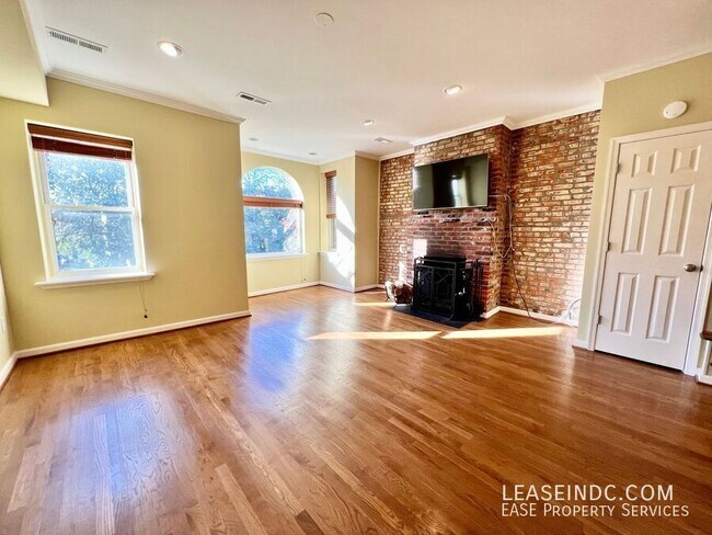 Building Photo - 1433 S Street NW-#3