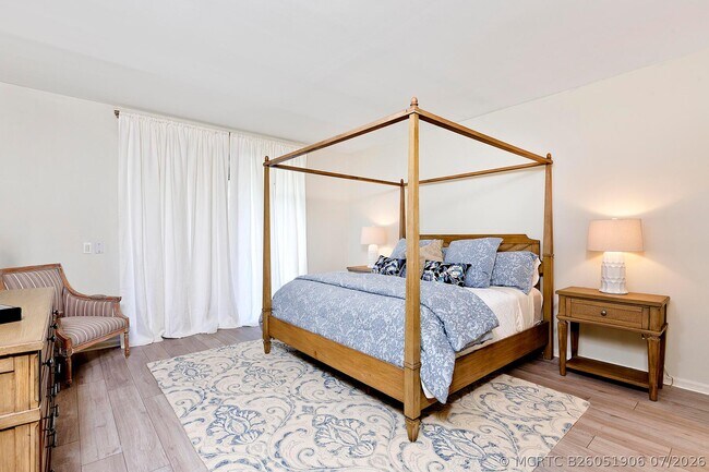 Foto del edificio - 11818 Pebblewood Dr